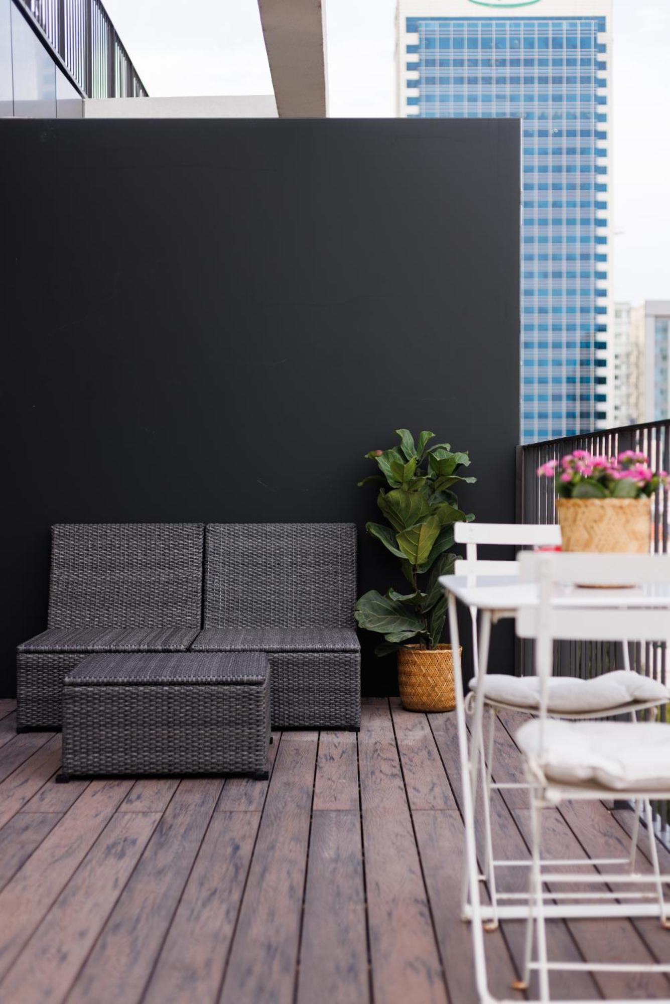 Herzl Luxury Hotel By Nimizz Tel Aviv Exterior photo