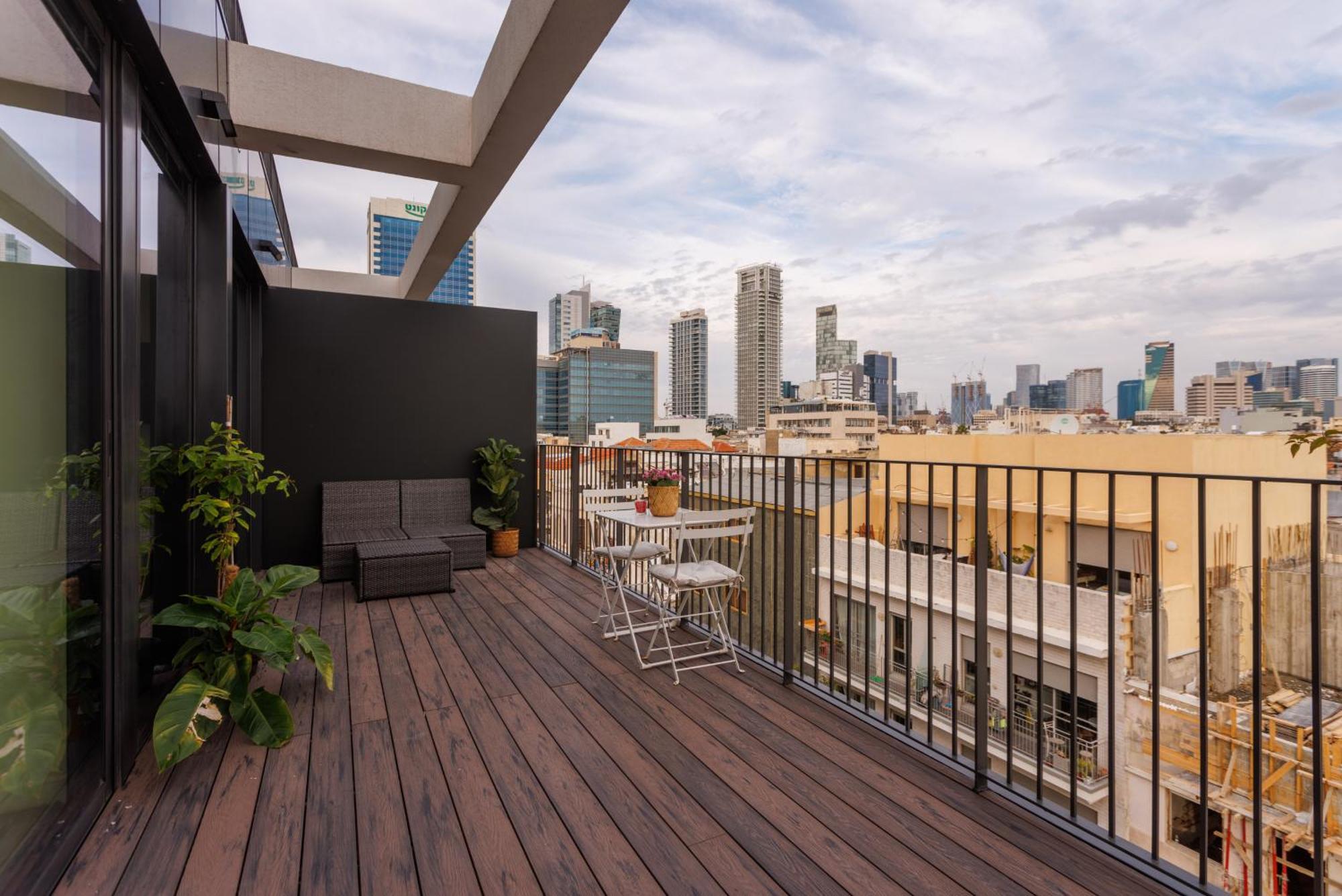 Herzl Luxury Hotel By Nimizz Tel Aviv Exterior photo