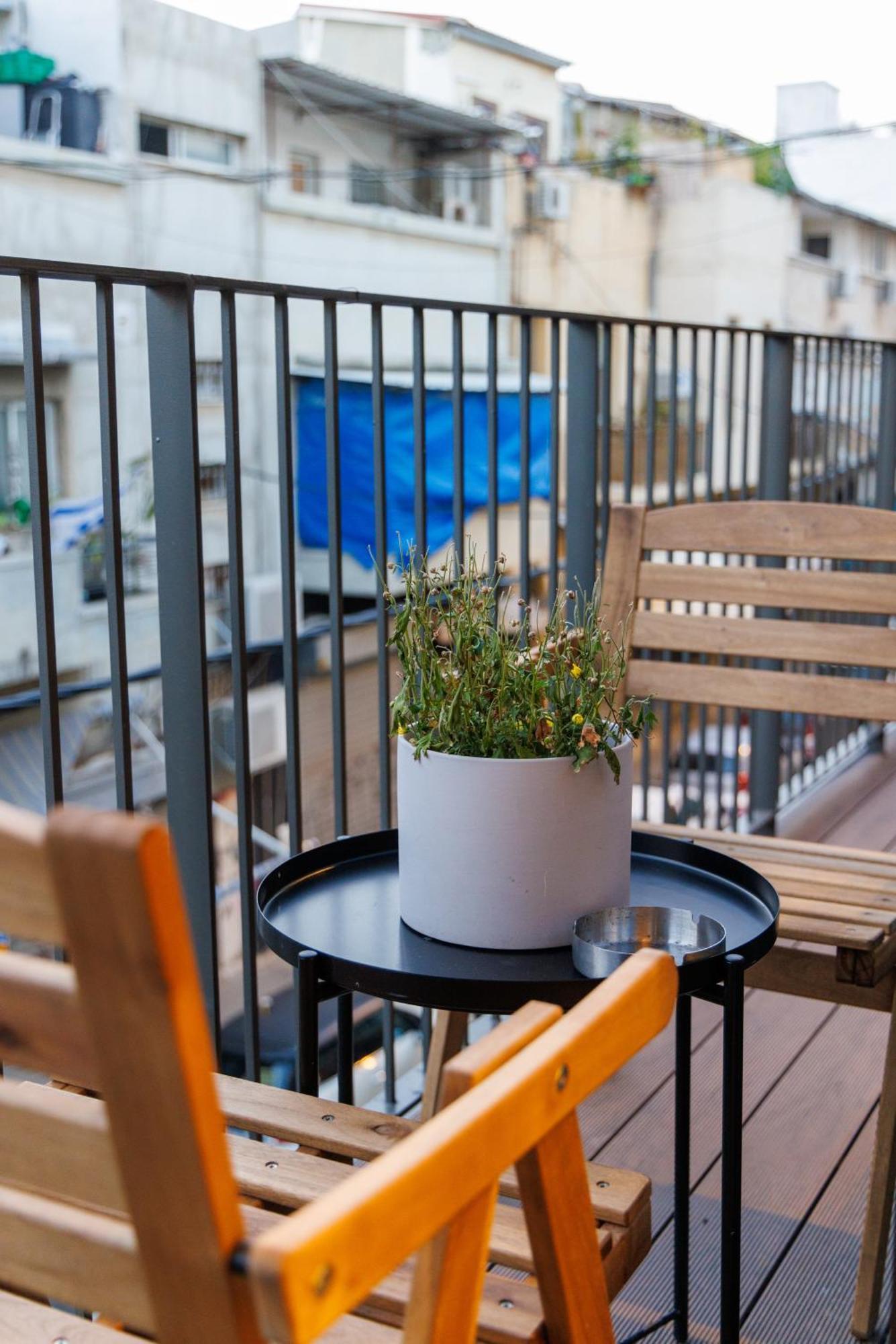 Herzl Luxury Hotel By Nimizz Tel Aviv Exterior photo